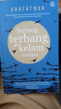Image of Burung Terbang di Kelam Malam
